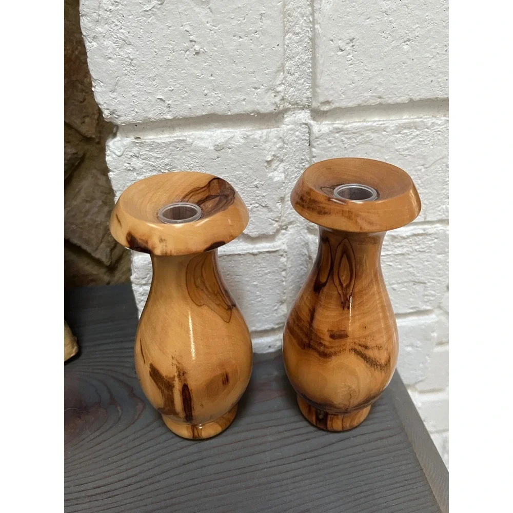 Pair of unique olive wood Candle holders. Size 5.5‎ inches